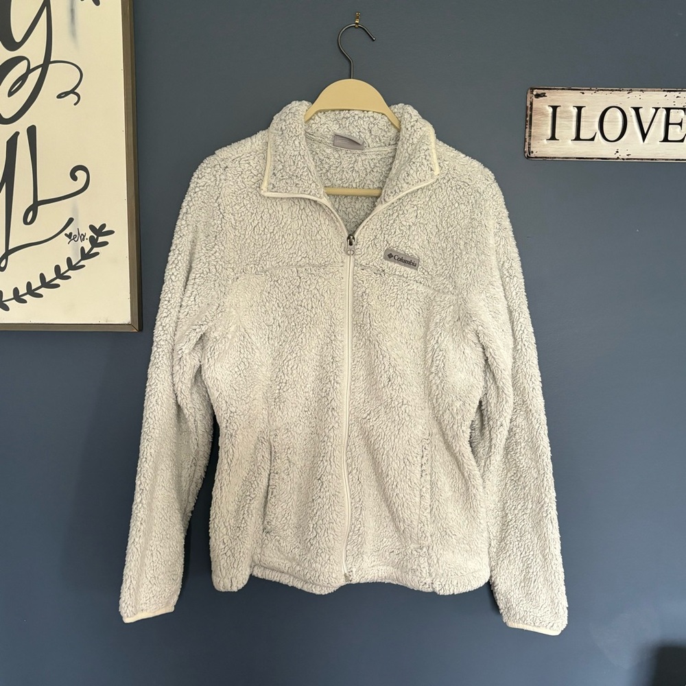 Columbia white zip up fluffy jacket